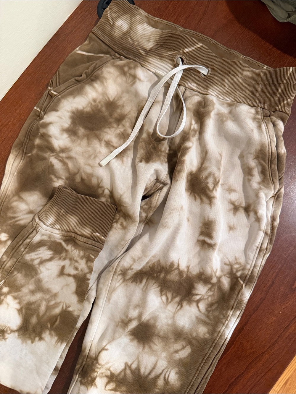 lululemon athletica Kids Tie-Dye Joggers - Brown & Cream